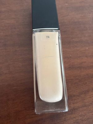 Dior concealer used, packaging only