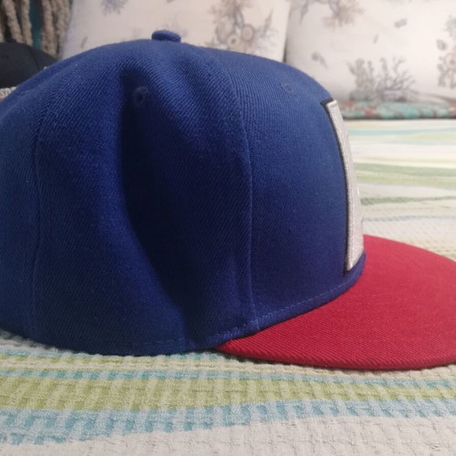 Captain America Marvel Comics hat new, blue and red