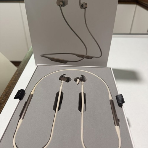 Bowers & Wilkins PI4 wireless headphones, adaptive noise cancelling, gold
