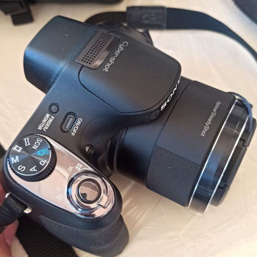 Sony DSC-H400 digital camera used, 63x optical zoom