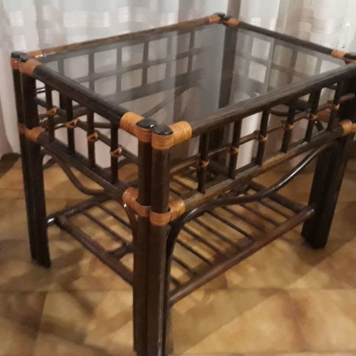 Bamboo coffee table in excellent condition