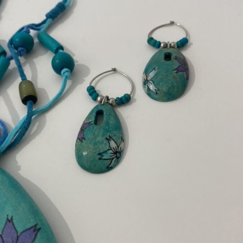 Handmade wooden jewelry set 3 pieces like new