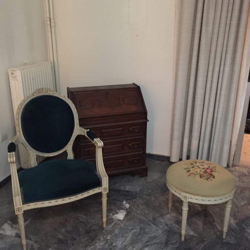 Έπιπλα αντίκες μεταχειρισμένα: καναπές, τραπεζάκι, σκαμπό και καρέκλα