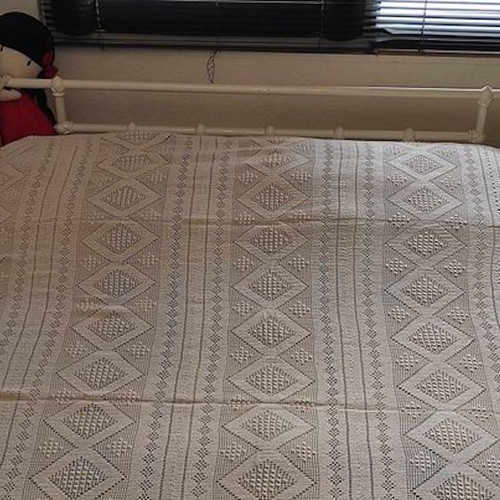 Handmade knitted bridal blankets used, set of 2 with free pillow cover