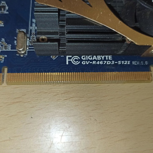 PCI Express Radeon HD 4670 GPU 1GB graphics card lightly used