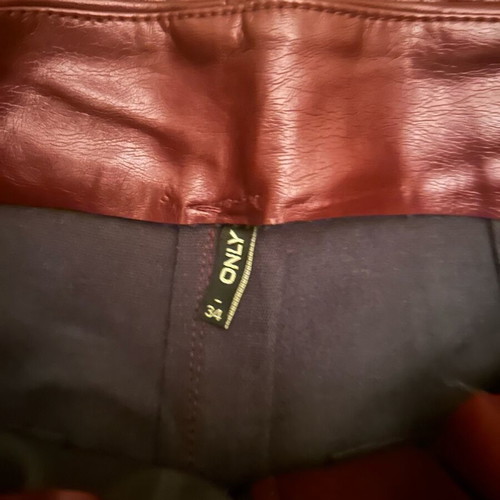 Only vinyl shorts like new, bordeaux