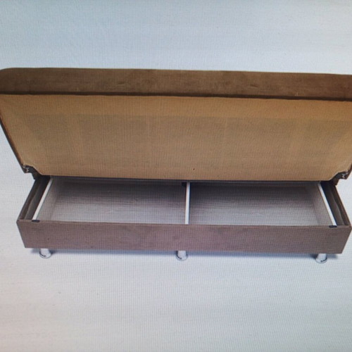 Three-seater velvet sofa like new, dimensions 1.90x0.50m