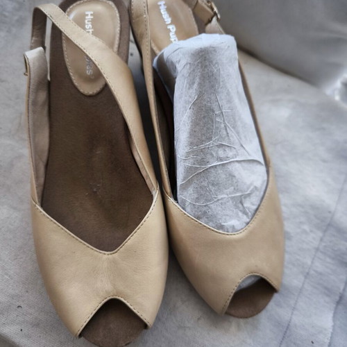 Hush Puppies peep toe leather slingback shoes, beige, size 38