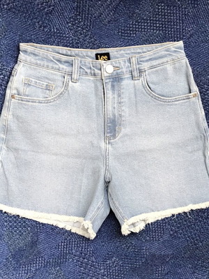 Lee A-Line Denim Shorts new, size 28, blue