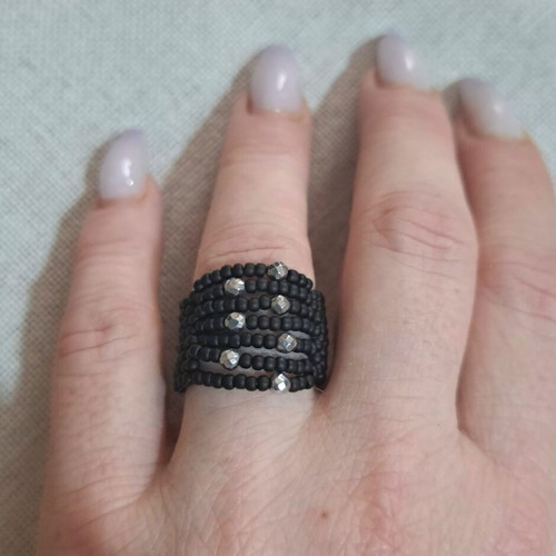 Handmade ring with black matte and silver polyhedral beads
