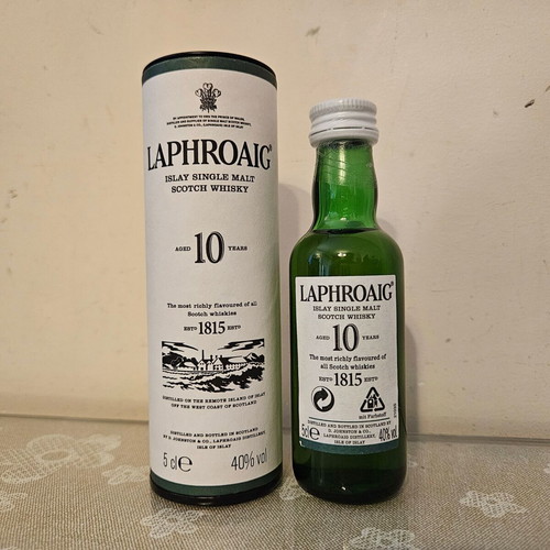 Laphroaig 10yo whisky miniature new, 50ml