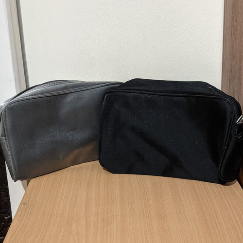 Toiletry bag 23x15cm like new, gray and black