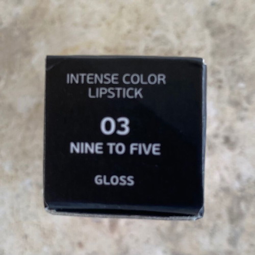 Garden Intense Color Lipstick 03 Nine To Five new, matte pink