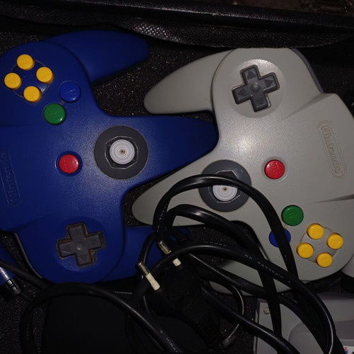 Nintendo 64 console with 2 games, 2 controllers and new video cable