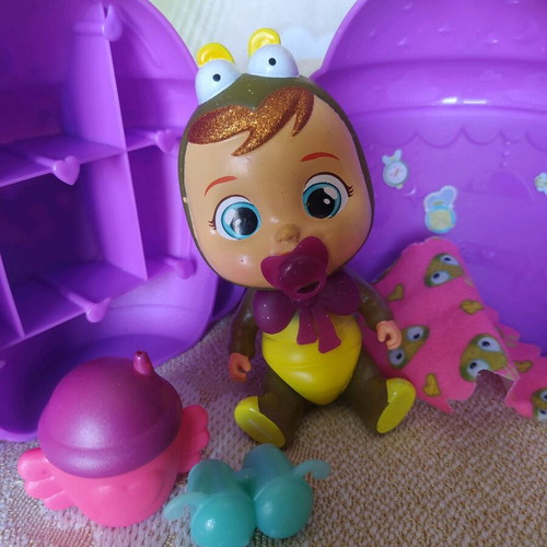 Mini Cry Babies used with heart-decorated house
