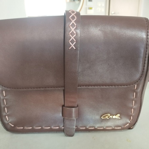 Axel crossbody bag, brown with contrast whipstitch