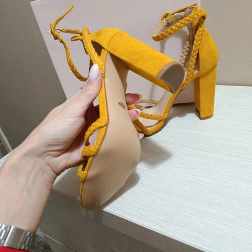 Deezee sandals new with thick heel, mustard color, size 38