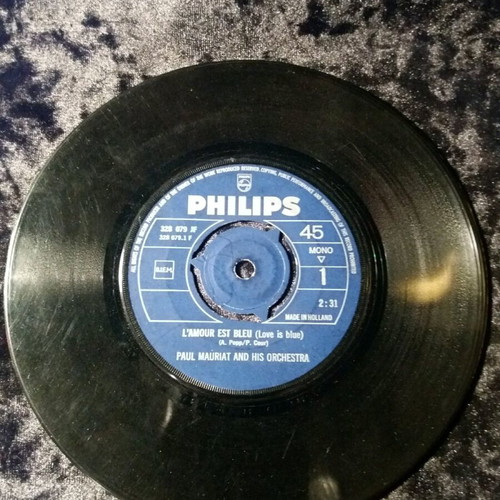 P.Mauriat&his orchestra L'amour est blue 7" used