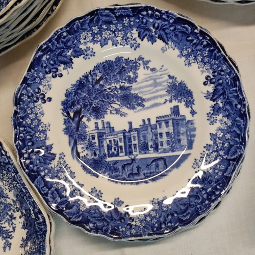 Romantic England 38-Piece Dinnerware Set used, J. & G. Meakin