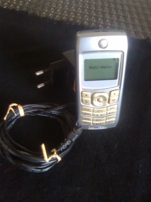 Motorola c117 cell phone used with charger