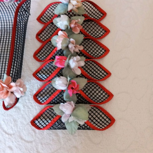 Napkin holder like new with six small and two large compartments