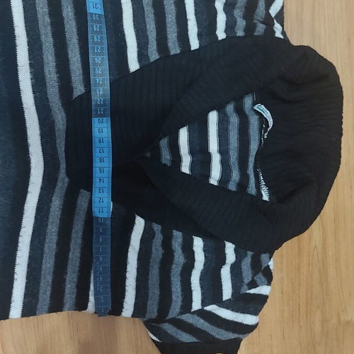 Knitted women's blouse striped black gray white used XS-S