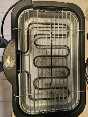 Rohnson electric grill used