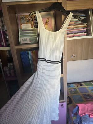 Summer dress Mini Raxevsky like new, cross back straps, black and white