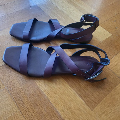 Massimo Dutti brown flat women's sandals, size 39