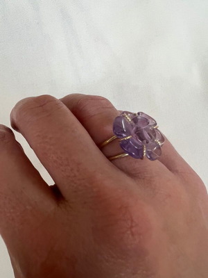 Δαχτυλίδι Κ14 σαν καινούργιο με μωβ φυσικό ορυκτό πέτρωμα