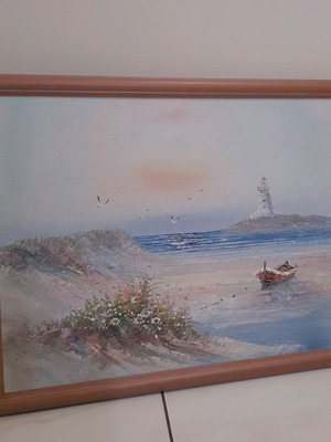 Painting used with beautiful craftsmanship