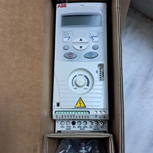 ABB 0.37kw ACS150-01E-02A4-2 speed controller new in box