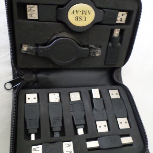 USB adapter case like new with 10 adapters and 2 cables