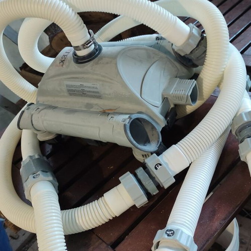Intex pool cleaning robot used, good condition