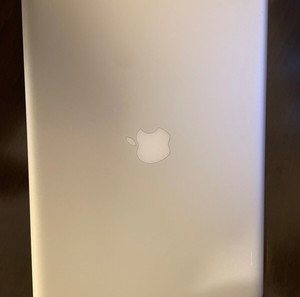 MacBook Pro 15-inch, mid-2010, Intel i5, 8 GB RAM, 240 GB SSD