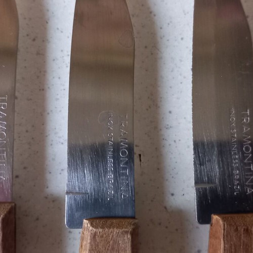 Various knives used, pack of 16 pieces
