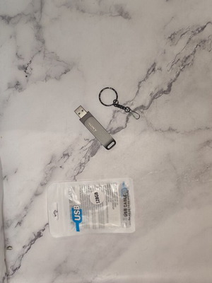 Sony USB Flash Drive 128GB 2-in-1 USB & Type-C like new