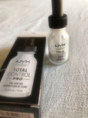 NYX Total Control foundation Light μεταχειρισμένο