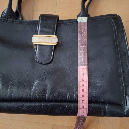 Vintage black leather handbag used, genuine calfskin