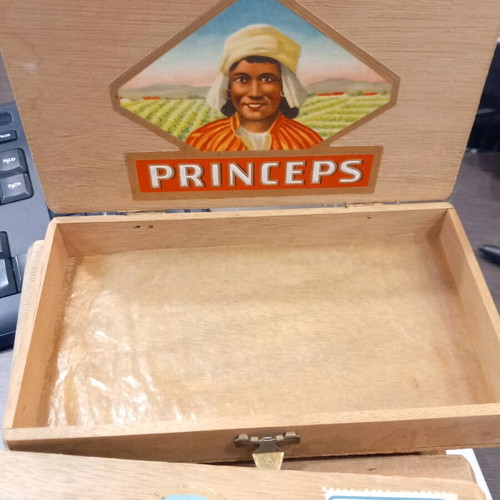 Nicaragua cigar boxes used, pack of eight