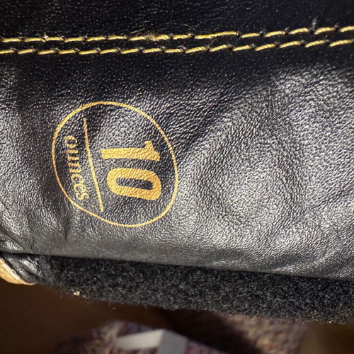 Leone 1947 Italy ’47 Boxing Gloves 10oz used, black and gold