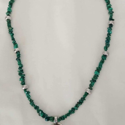Necklace with natural malachite and 925 silver element new