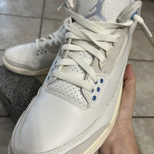 Jordan 3 Lucky Shorts sneakers size 45 like new white blue