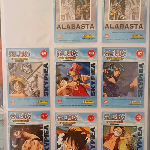 One Piece Panini album with cards like new, 221 total