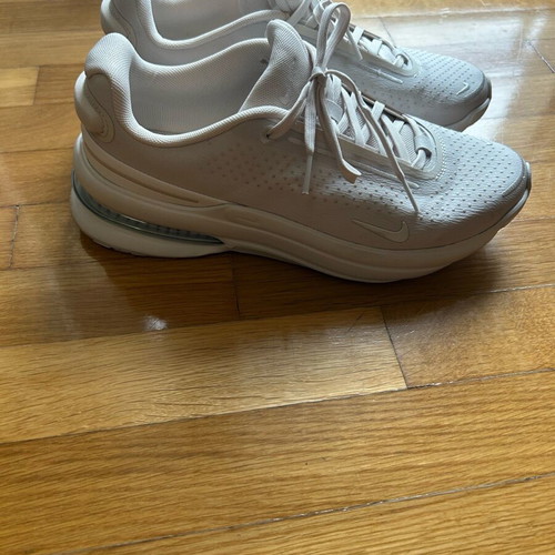 Air Zoom Upturn SC unisex running sports shoes beige like new