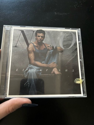 NINO CD Eilikrinis like new