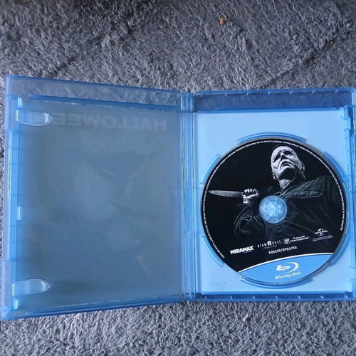 Halloween Blu-Ray like new, first two movies of the new trilogy