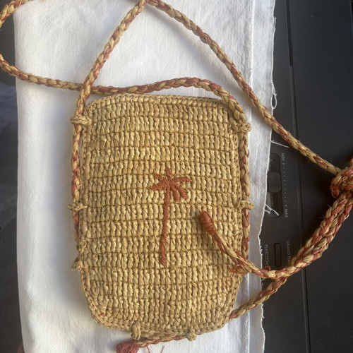 Manebi crossbody bag like new, small mobile phone pouch