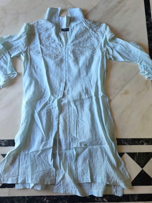 Cotton shirt Estate with slits, size M, like new, turquoise