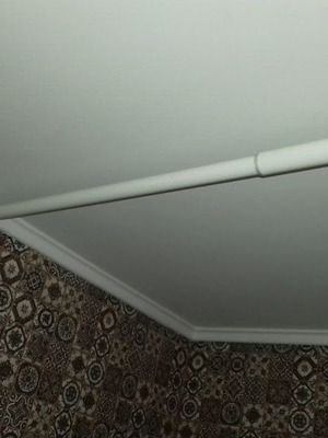 Folding shower curtain rod used, white aluminum 137-260cm